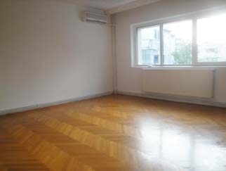 Vanzare apartament 3 camere zona Dristor - Fizicienilor