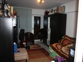 Vanzare apartament 4 camere BERCENI (Obregia)