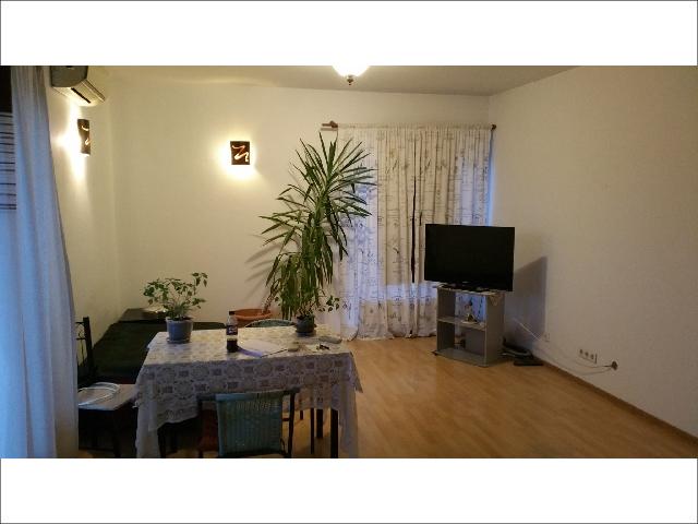 Inchiriez apartament 2 camere Titan - Rasarit de Soare