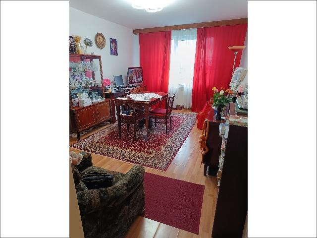 Vanzare apartament 3 camere Calea Bucuresti in Brasov