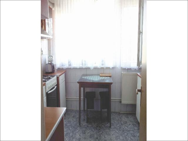 bucatarie_-_10_mp_396.jpg