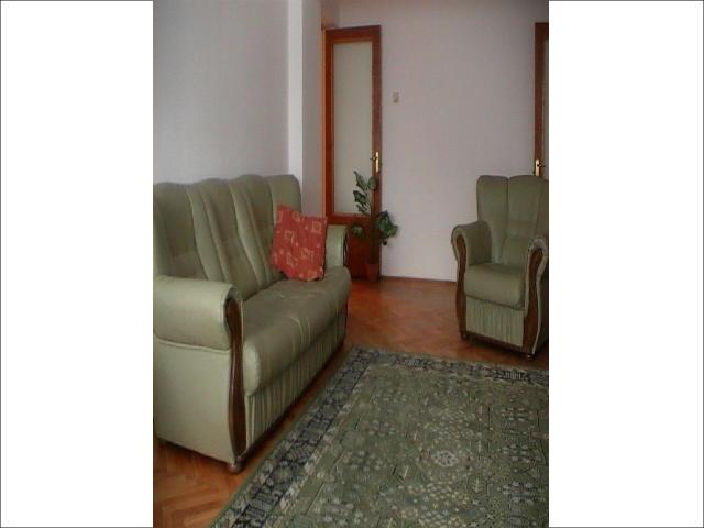 Inchiriere apartament 4 camere Universitate
