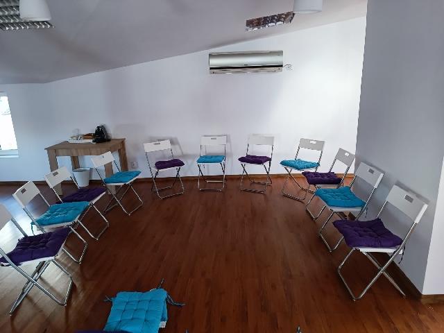 Inchiriez mansarda zona Ștefan cel Mare