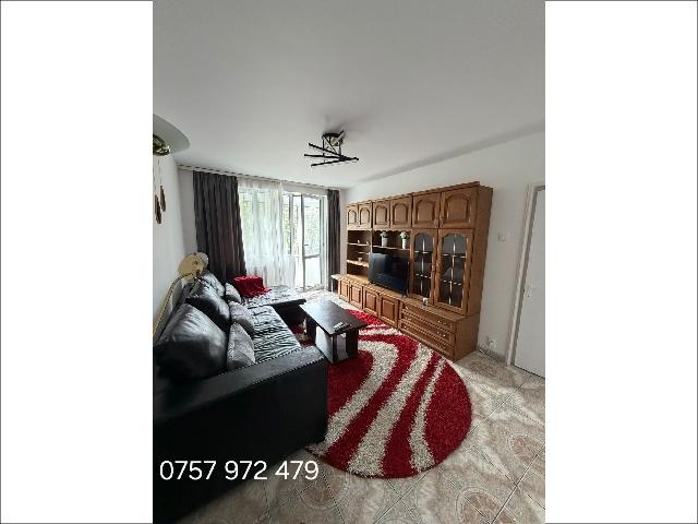 Inchiriere apartament 3 camere Aleea Salaj