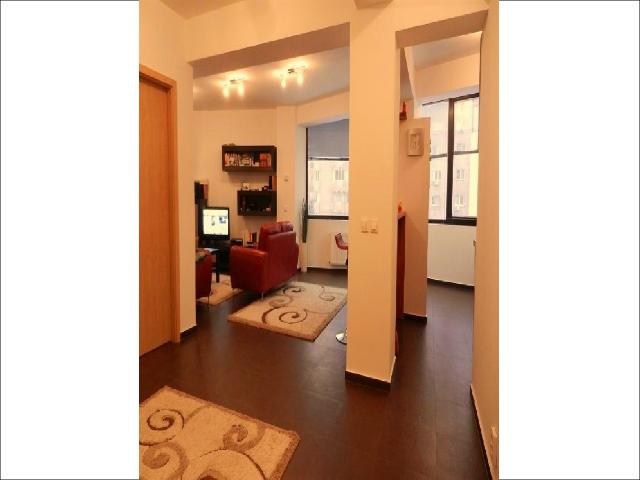 Inchiriere apartament 2 camere Mircea Voda - Camera de Comert