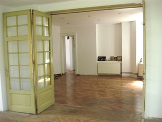 Vand apartament 7 camere Vasile Parvan