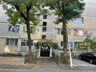 Vanzare apartament 3 camere Nitu Vasile